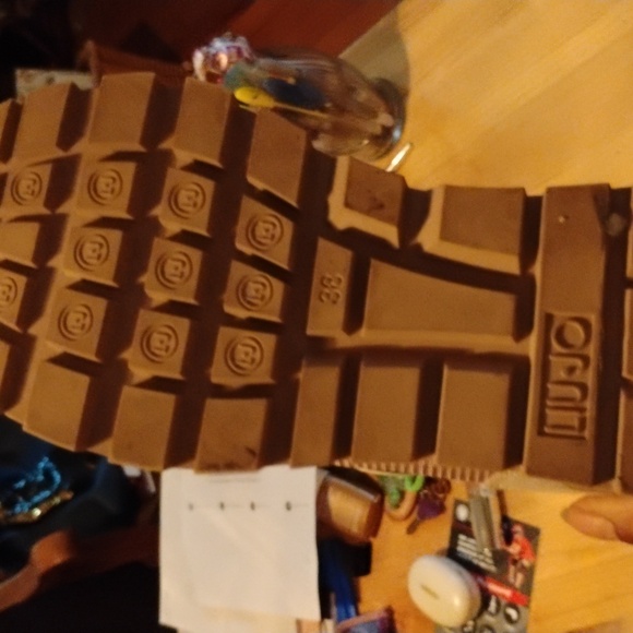 Liu Jo Beige and Cream Sneakers - Picture 4 of 7